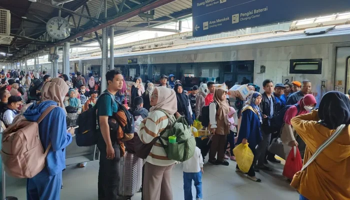 Deurbanisasi Jakarta: 22.000 Warga Tinggalkan Ibukota Karena Biaya Hidup Menggila
