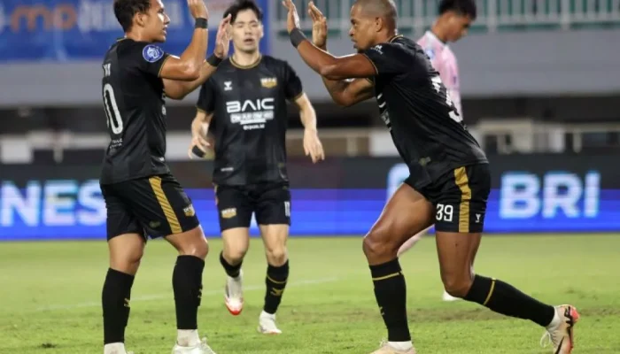 Dewa United Naik ke Posisi Empat Setelah Hancurkan PSBS Biak 5-0 di BRI Super League