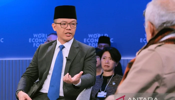 Diplomat dan Dinamika Politik Global: Antara Kritik dan Pertahanan