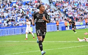 Eli Junior Kroupi Pilih Prancis, Bournemouth Raih Posisi di Eropa, dan Arsenal Juara Premier League