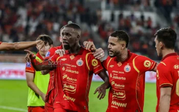Emaxwell Souza: Antara Persija dan Persib, Pemain Andalan Siap Pindah?