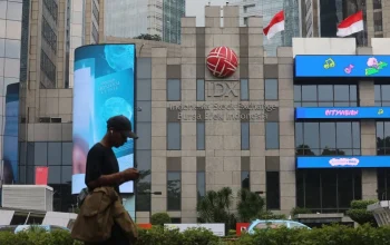 Emiten Indonesia Naik Kelas: Dari TPIA hingga BSSR, Simak Berita Terbaru