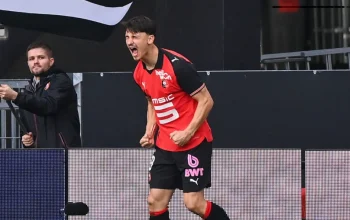 Esteban Lepaul Pimpin Daftar Top Skor Ligue 1 2025/2026, RC Lens Dominasi Statistik Lainnya