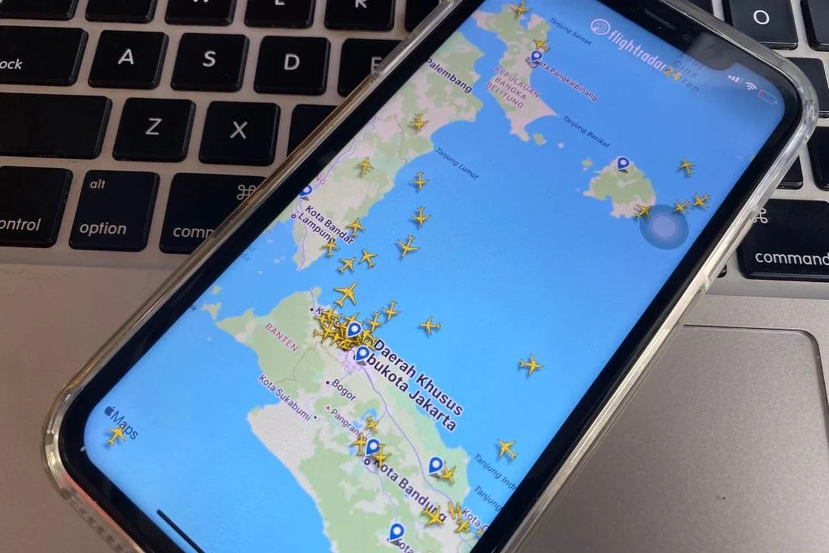 Flightradar24: Alat Pelacak Penerbangan yang Mengungkapkan Rahasia di Balik Penerbangan