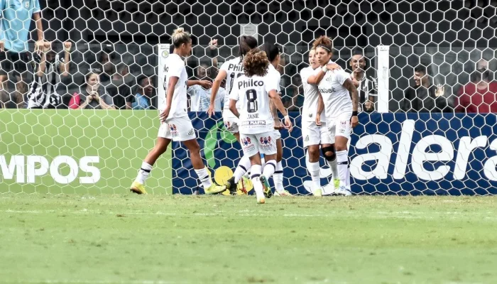 Fluminense vs Vitória: Sereias da Vila Vencem no Brasileirão Feminino