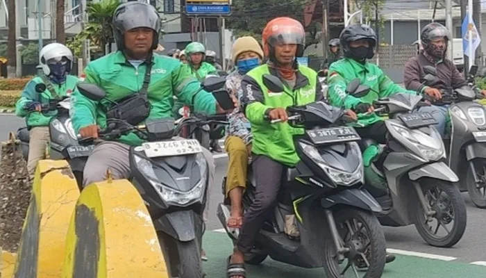 GoTo Tanggapi Aturan Potongan 8 Persen Pengemudi Ojol