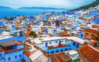 Granada dan Kota Biru Chefchaouen: Dua Destinasi Unik di Dunia Sepak Bola dan Wisata