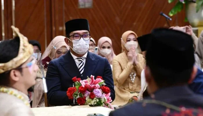 Gubernur Jawa Barat Jadi Saksi Nikah Difabel di KUA Bale Endah, Tekad Layanan Inklusif Meski Libur