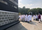 Harapan dan Haru: Jumat Pertama Jemaah Haji Indonesia di Masjidil Haram Menyentuh Hati