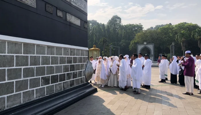 Harapan dan Haru: Jumat Pertama Jemaah Haji Indonesia di Masjidil Haram Menyentuh Hati