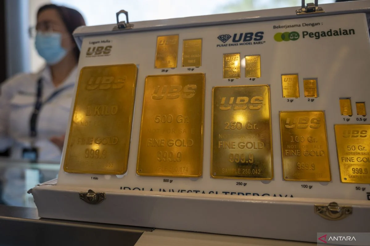 Harga Emas Hari Ini 23 Mei 2026: Antam, Galeri24, dan UBS Alami Penurunan