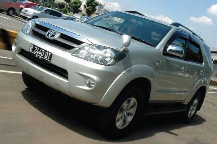 Harga Toyota Fortuner 2007 Diesel Bekas: SUV Bandel Murah yang Masih Tahan Lama