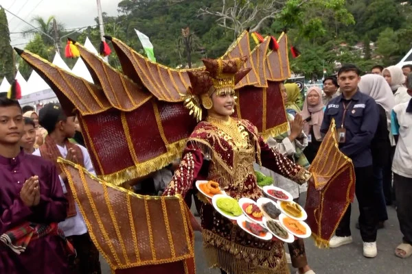 Hari Jadi Kota Padang ke-356: Pameran, Karnaval, dan Proyeksi Menuju Kota Gastronomi