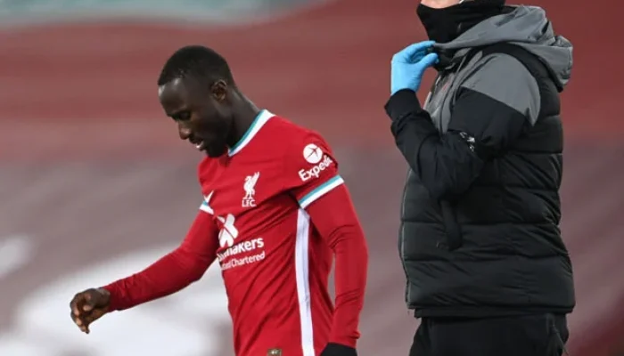 Isak Dihantam Cedera Lagi, Liverpool Terancam Tanpa Penyerang Kunci di Laga Manchester United