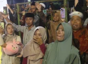 Isak Tangis Keluarga Jemaah Haji di Lumajang, 1.256 Orang Berangkat ke Tanah Suci