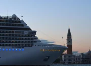 Kapal Pesiar Terkunci di Bordeaux Setelah Kematian Penumpang dan Wabah Norovirus