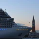Kapal Pesiar Terkunci di Bordeaux Setelah Kematian Penumpang dan Wabah Norovirus