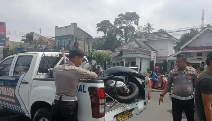 Kecelakaan Maut di Pandeglang: Kadis DPMPTSP Tersangka, Sakit Ginjal dan Kekurangan Oksigen