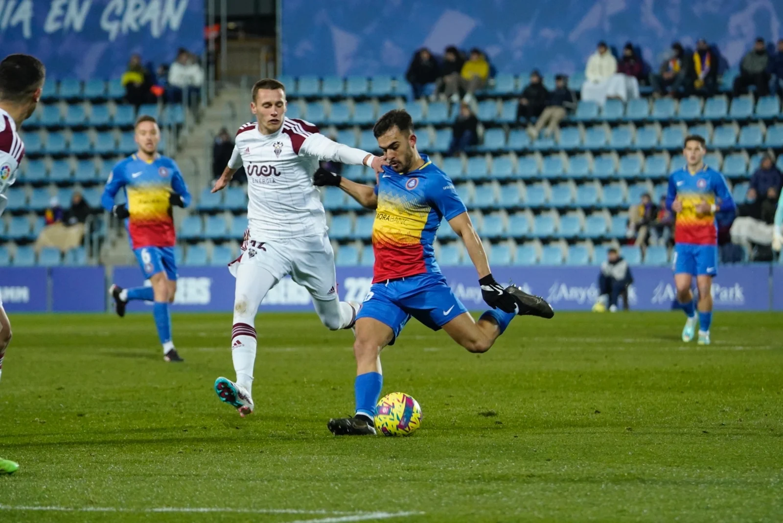 Kekalahan Tipis FC Andorra 0-1 atas Albacete: Tekanan di Papan Tengah Meningkat dan Perekrutan Aron Rodrigo Tertunda