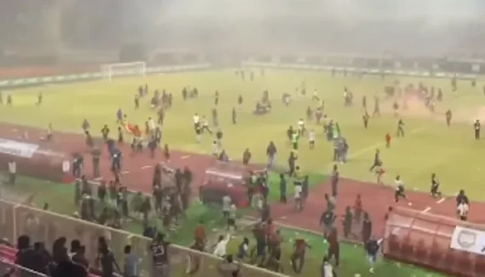 Kerusuhan Suporter Persipura Jayapura Usai Gagal Promosi ke Super League