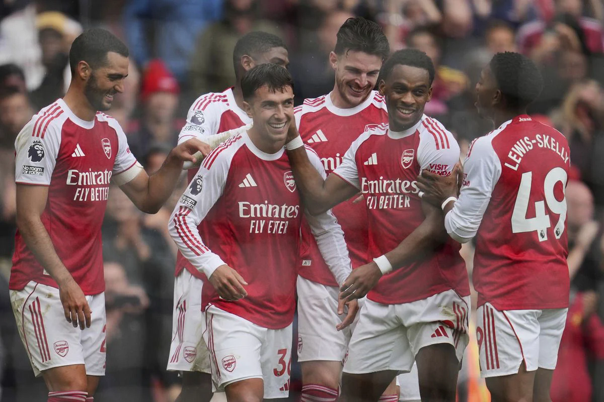 Klasemen Arsenal Memimpin, Apakah Gunners Bisa Pertahankan Puncak?