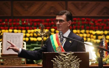 Krisis Politik Bolivia Memanas, Presiden Rodrigo Paz Didesak Mundur