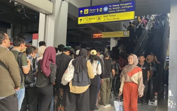 KRL Duri-Tangerang Alami Gangguan, Penumpang Mengalami Detik-Detik Mencekam