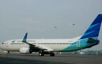 Kronologi Pesawat Garuda Indonesia Berputar-putar di Langit India dan Harga BBM Terbaru