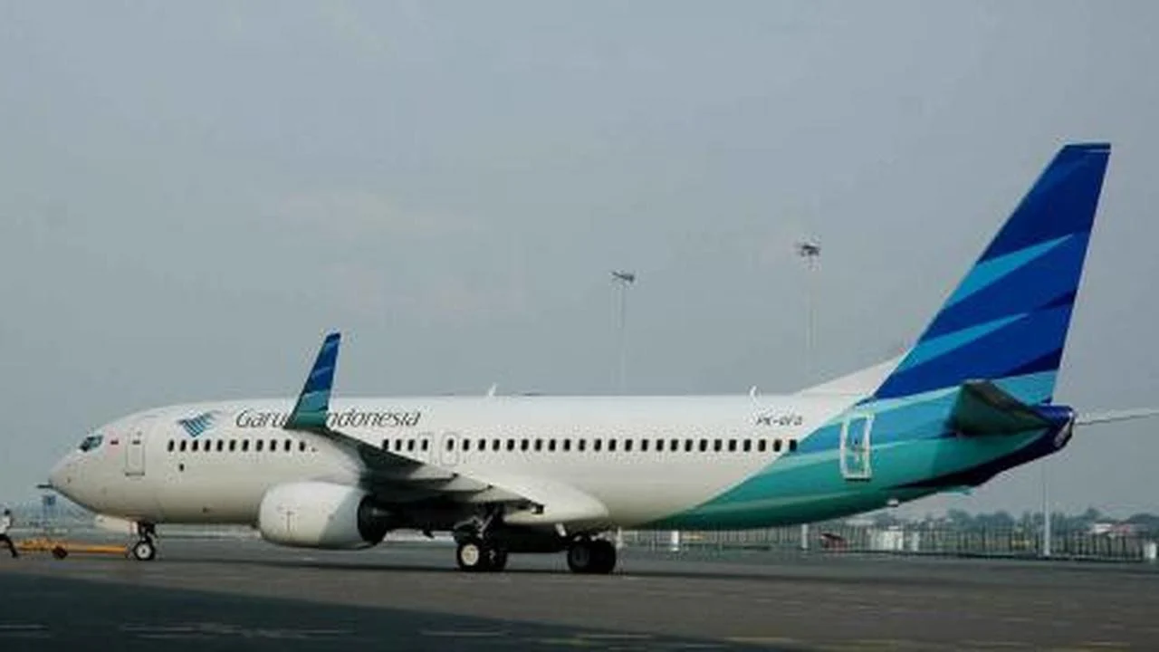 Kronologi Pesawat Garuda Indonesia Berputar-putar di Langit India dan Harga BBM Terbaru