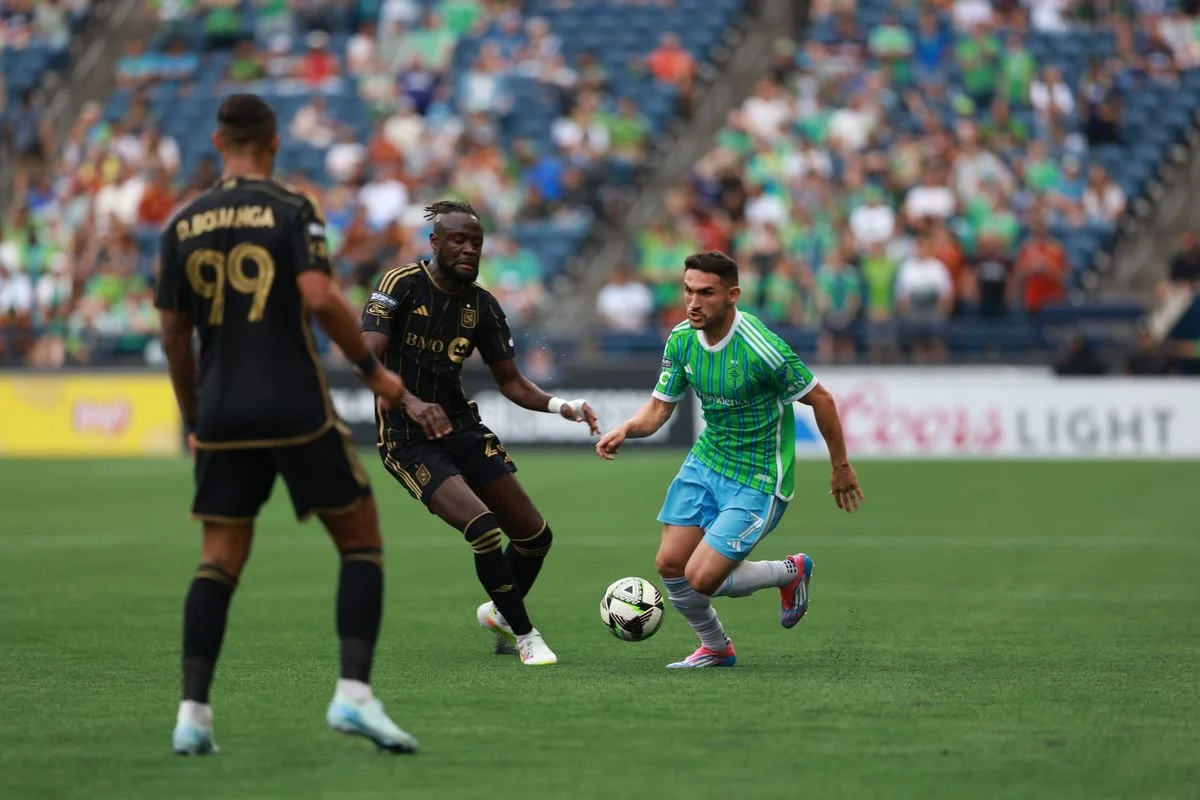 LAFC Mengalahkan Sounders Sebelum Jeda Piala Dunia