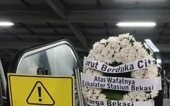 Lautan Karangan Bunga di Stasiun Bekasi Timur: Solidaritas Mengalir, KAI Rencanakan Tugu Peringatan