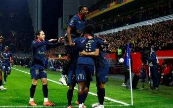 Lens dan Nice Saling Mengincar Gelar di Ligue 1