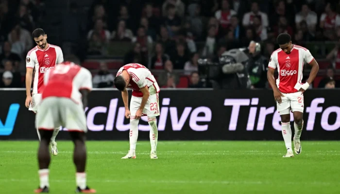 Maarten Paes dan Ajax Amsterdam Alami Kekalahan Menyakitkan dari Utrecht