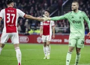 Maarten Paes Jadi Pahlawan Ajax di Playoff Conference League