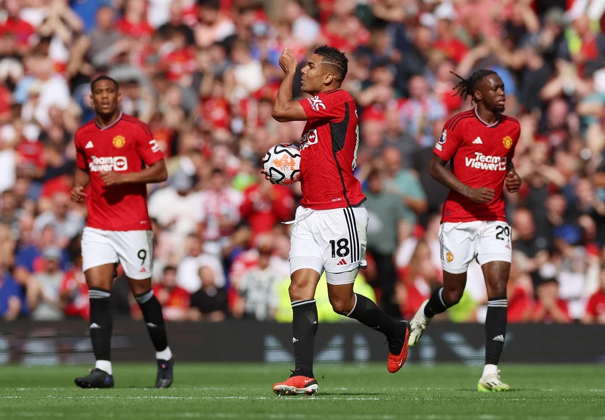 Manchester United Menang Dramatis 3-2 Atas Nottingham Forest di Old Trafford