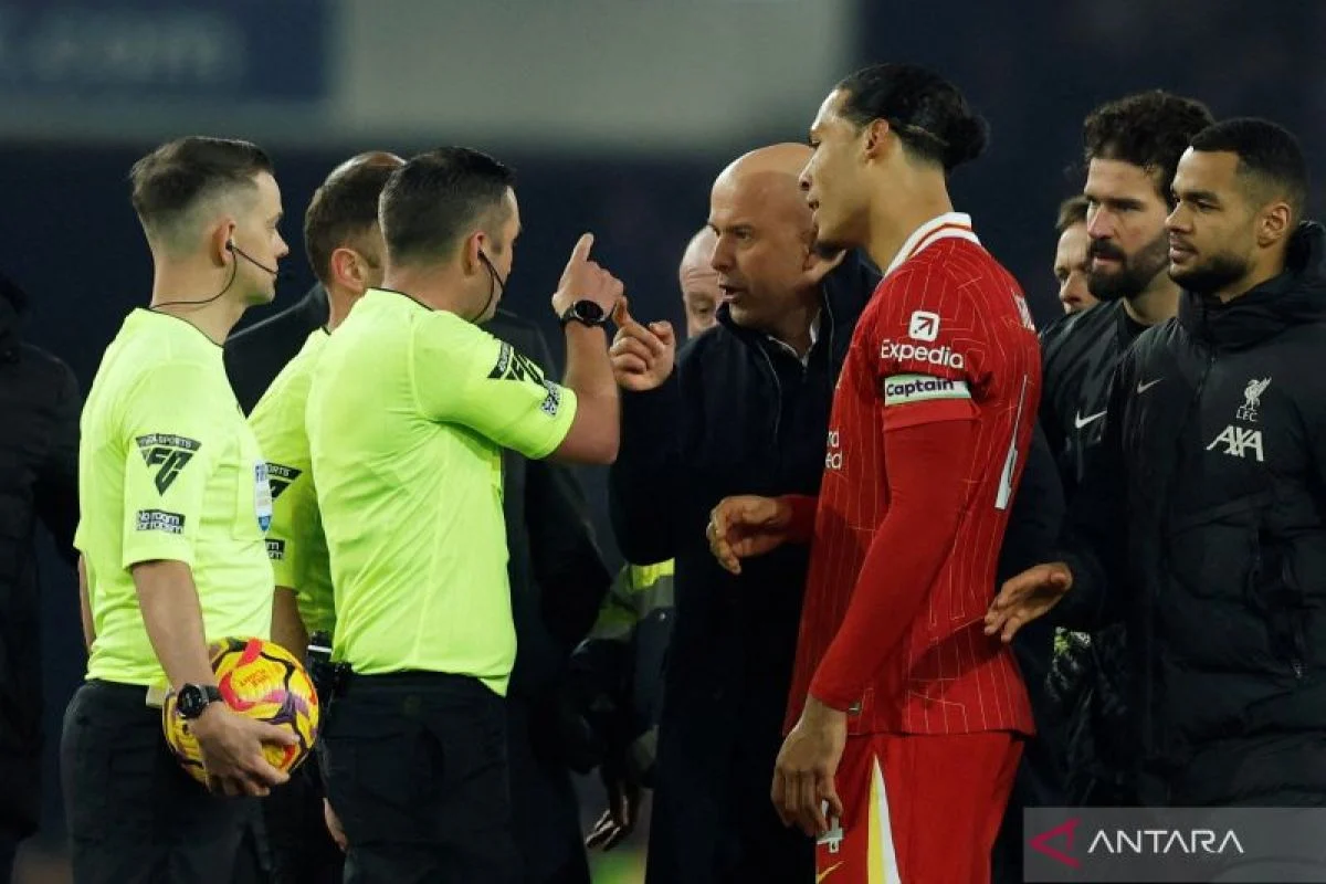Masa Depan Liverpool di Tangan Arne Slot: Antara Harapan dan Tantangan