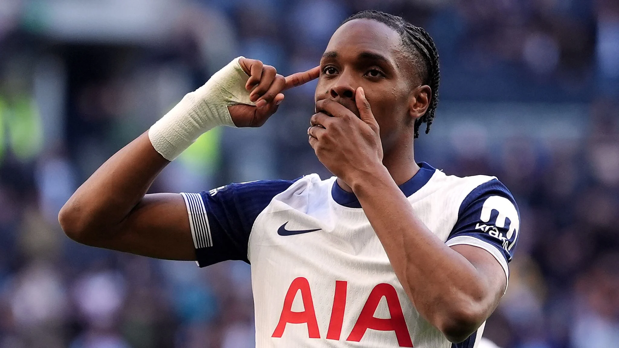Mathys Tel Menjadi Sorotan: Tottenham Hotspur Dikecewakan oleh Keputusan Wasit