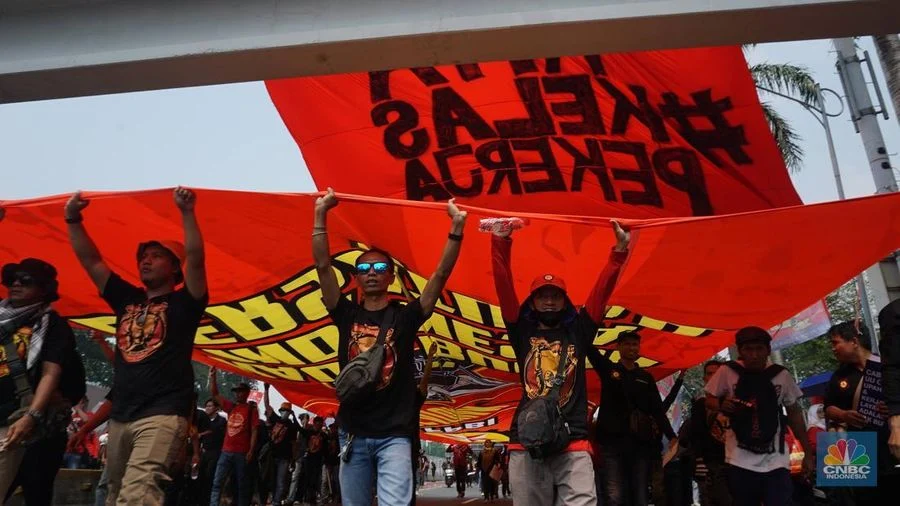 May Day 2026: KASBI dan Gebrak Guncang DPR, Presiden Prabowo Telepon Dasco untuk Sambut Aksi Buruh