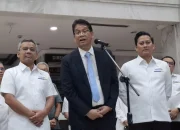 Menkeu Purbaya Bongkar Isu Rumah Sakit, Tunjukkan Video Renang Buktikan Kesehatan