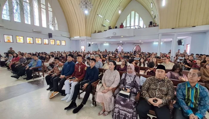 Menteri Sosial Indonesia Dihukum 12 Tahun Penjara dan Menag Berharap Kenaikan Yesus Kristus Perkuat Persatuan