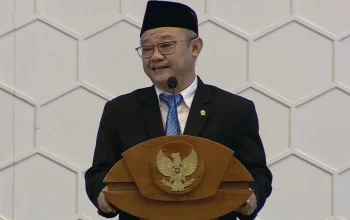 Menteri Tolak Penutupan Prodi Tak Relevan: Solusi Pembaruan Kurikulum dan Kolaborasi Industri