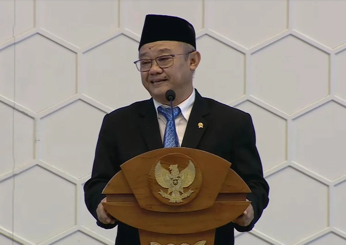 Menteri Tolak Penutupan Prodi Tak Relevan: Solusi Pembaruan Kurikulum dan Kolaborasi Industri