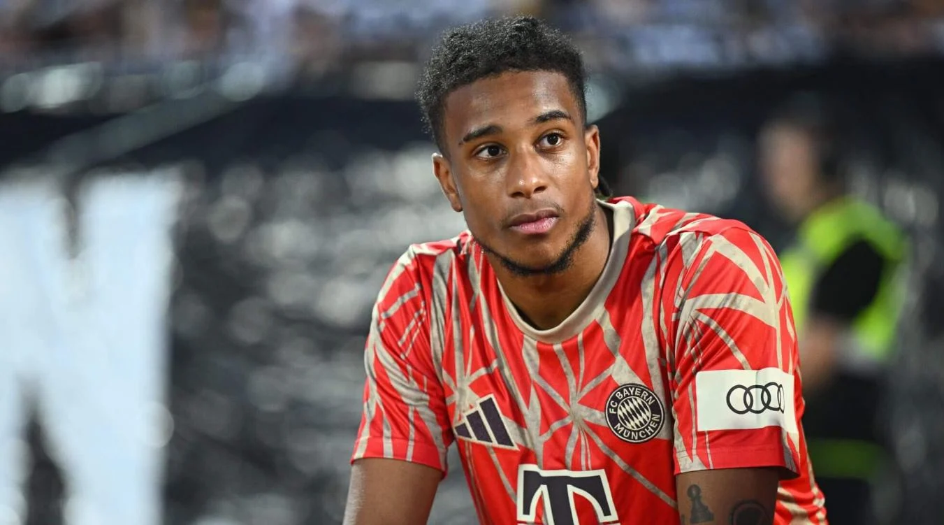 Michael Olise Bikin Geger: Dari Bayern Hingga Sorotan Deschamps, Siapa Bintang Baru Les Bleus?