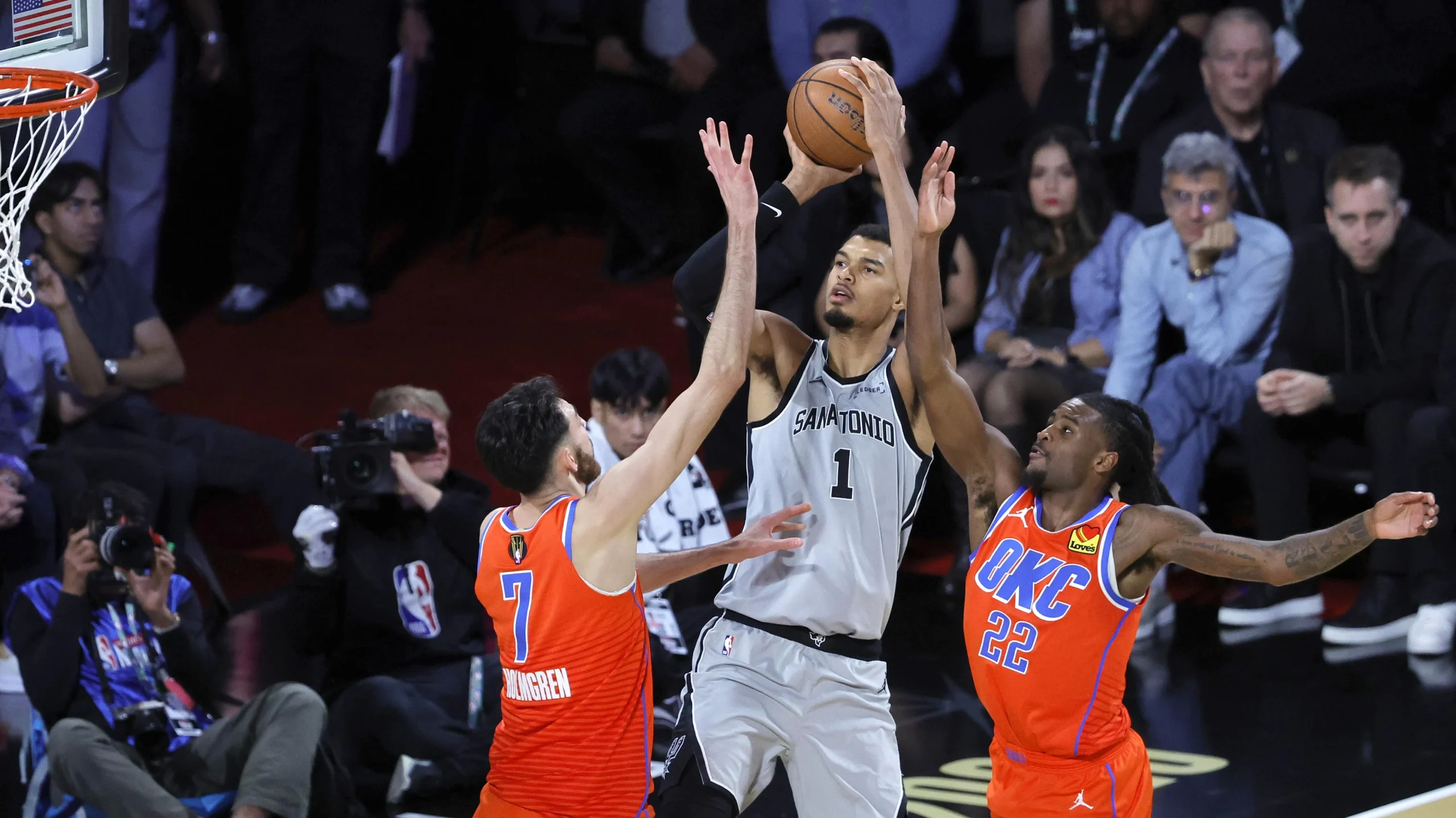 NBA Playoffs: Thunder Menghancurkan Spurs di Game 5, Satu Kemenangan Lagi Menuju NBA Finals