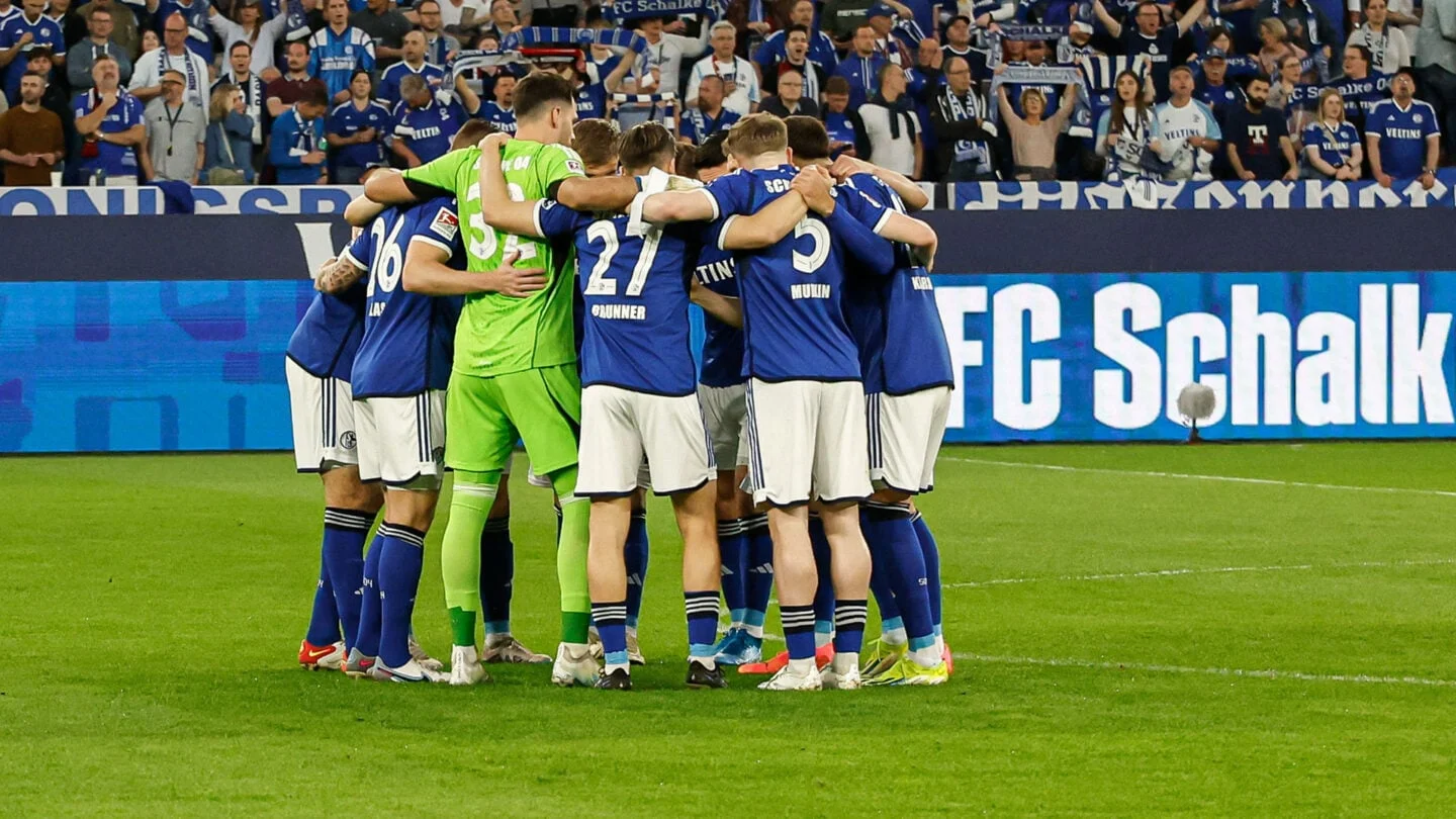 Nurnberg Menghancurkan Schalke 04 dengan Skor 3:0 di 2. Bundesliga