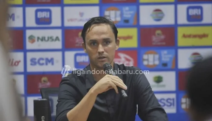 Paul Munster Kalah Telak dari Persib, Dua Gol BFC Dibatalkan Wasit: Apa Penyebabnya?