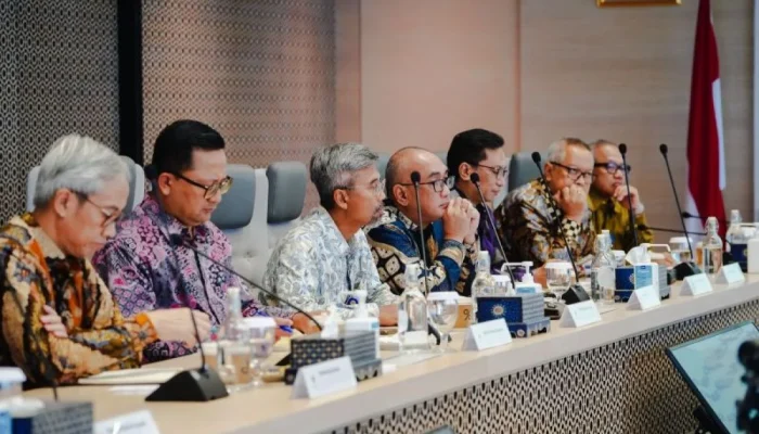 Perdana Menteri Anwar Ibrahim Berkomitmen untuk Membebaskan Aktivis GSF 2.0 dan Meningkatkan Diplomasi Ekonomi