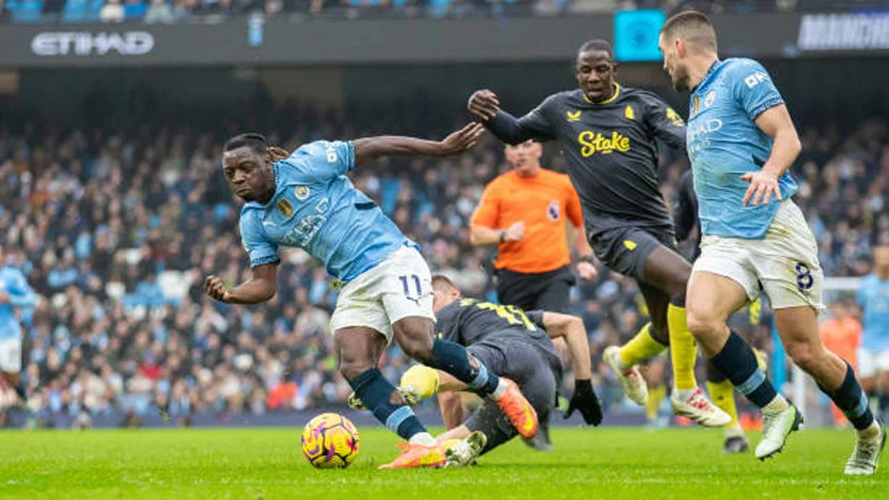 Perebutan Gelar: Everton FC vs Manchester City di Papan Standings