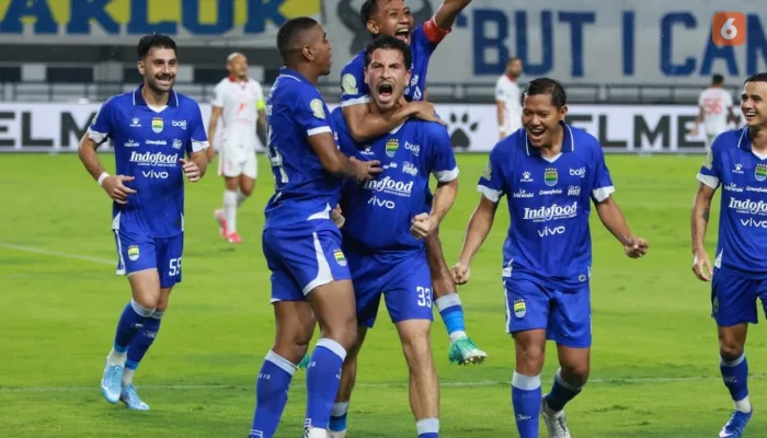 Persib Bandung Kokoh di Puncak Klasemen BRI Super League 2025/2026