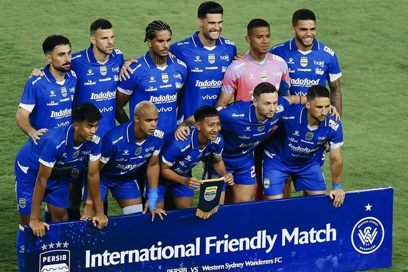 Persib kans menaklukkan 4 kompetisi: BRI Super League, Piala Indonesia, Piala Presiden, dan turnamen misterius PSSI‑LIB